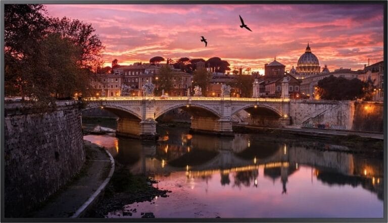 SAMSUNG SMART SIGNAGE QB75R